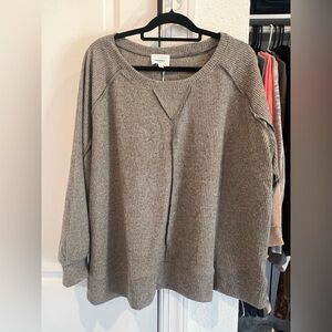 *NWT* Andree by Unit Taupe/Gray Women's Crew Neck Sweater